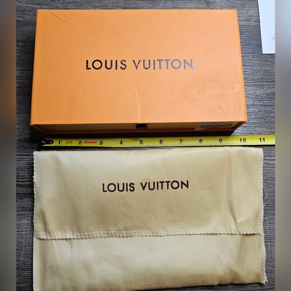 LOUIS VUITTON Pochette Gift Box Silk Dust Bag Card Holder Logo Ribbon Tag M51980 - Picture 8 of 14